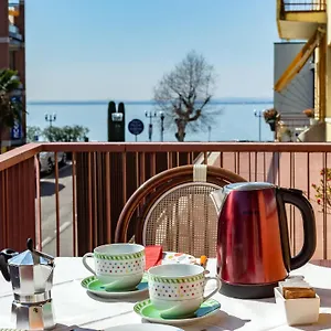 https://cab-holiday-bardolino.hotelinveneto.com